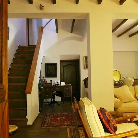 Al Zaraq Hotel