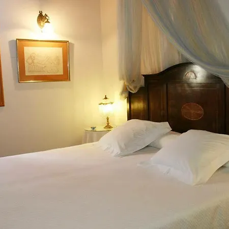 Al Zaraq Hotel